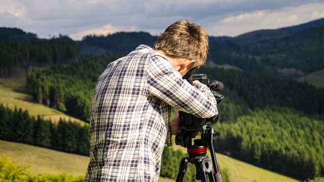 How Taking Short Video Clips Can Enhance Your Writing